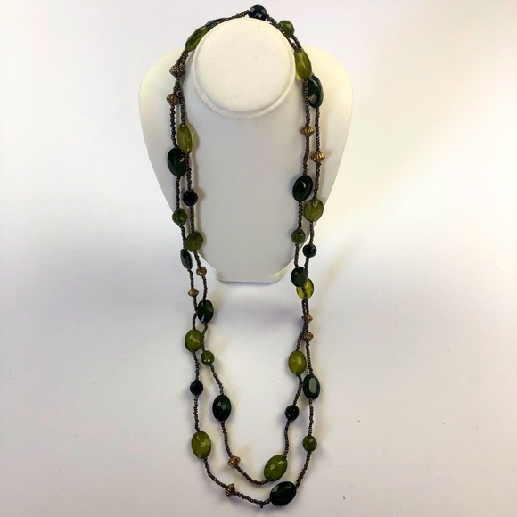 Necklace with Green and Gold - Picture 5 of 7